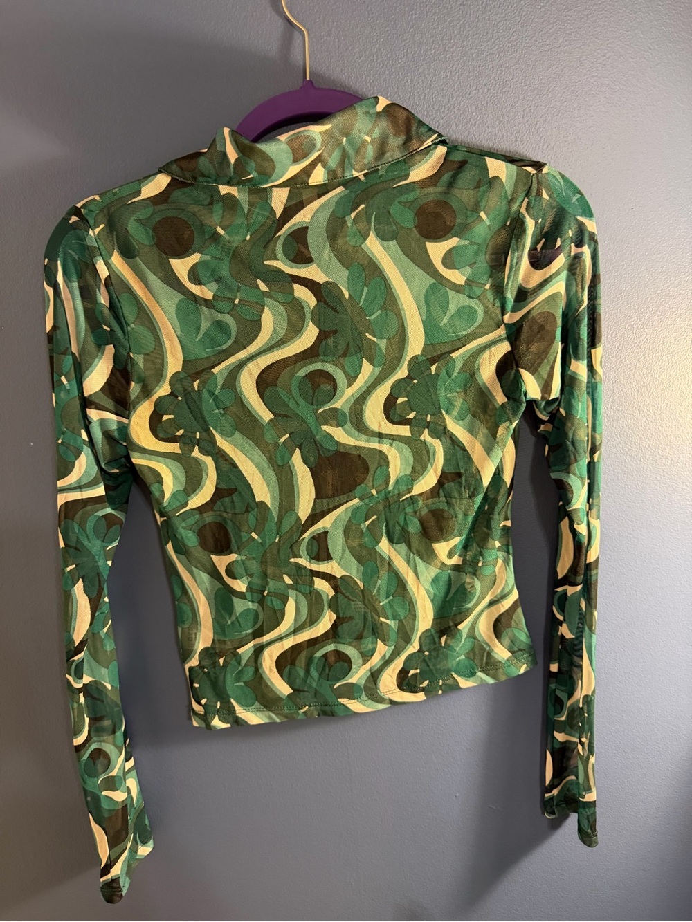 Lavender Moon Green Multi Swirl Button-Front Long Sleeve Top Medium - Picture 6 of 7